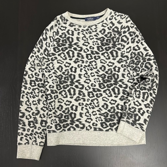 Grey leopard print TOPMAN sweater - Picture 1 of 4